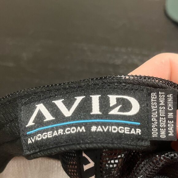 Avid Sportswear adjustable hat - Picture 4 of 4